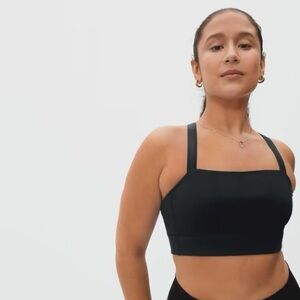 Everlane Perform Cropped Top